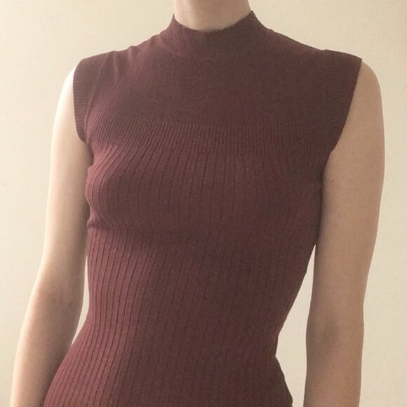 RW&CO. Burgundy Ribbed Mock Neck Sweater Top - Picture 1 of 5